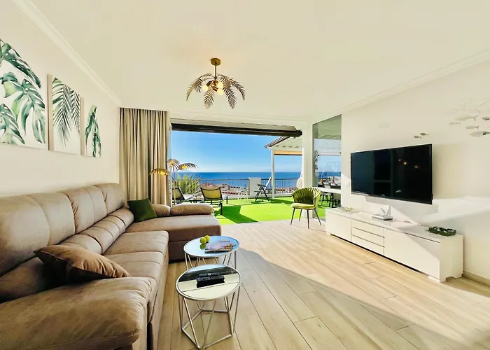 Paulmarie Superior Ocean Lounge Apartment