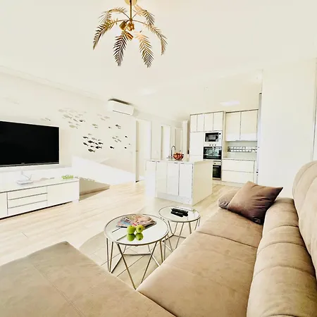 Daire Superior Ocean Lounge Apartment With Panoramic Terrace *