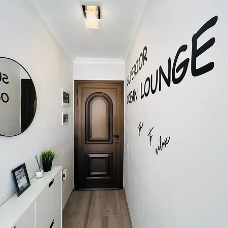 Paulmarie Superior Ocean Lounge