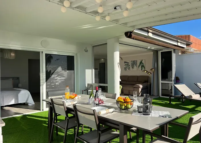 Paulmarie Superior Ocean Lounge Acantilado de los Gigantes